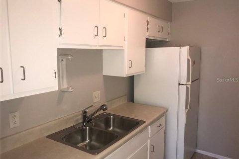 Condominio en alquiler en Tampa, Florida, 2 dormitorios, 90.58 m2 № 1811023 - foto 7