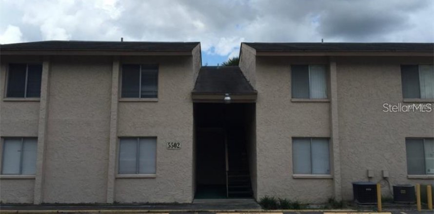 Condominio en Tampa, Florida, 2 dormitorios № 1811023