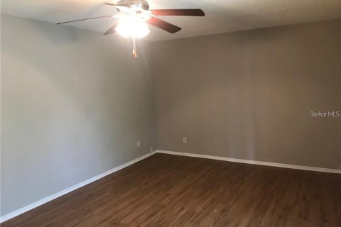 Condominio en alquiler en Tampa, Florida, 2 dormitorios, 90.58 m2 № 1811023 - foto 2