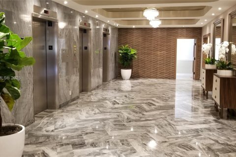 Copropriété à louer à Miami Beach, Floride: 1 chambre, 52.95 m2 № 1952345 - photo 15