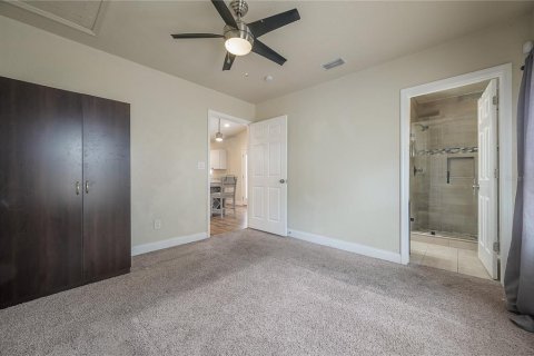 House in Tampa, Florida 2 bedrooms, 73.58 sq.m. № 1870463 - photo 15