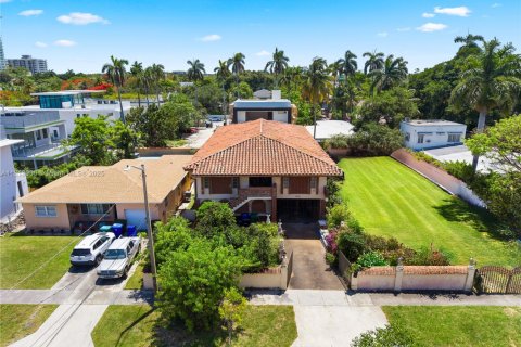 Casa en venta en Miami, Florida, 5 dormitorios, 502.79 m2 № 1766390 - foto 7