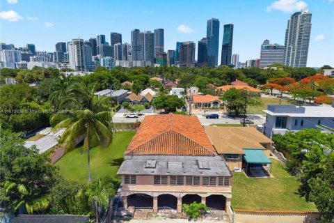 Casa en venta en Miami, Florida, 5 dormitorios, 502.79 m2 № 1766390 - foto 5