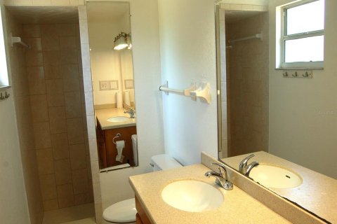 House in Lake Alfred, Florida 3 bedrooms, 160.63 sq.m. № 1679595 - photo 17