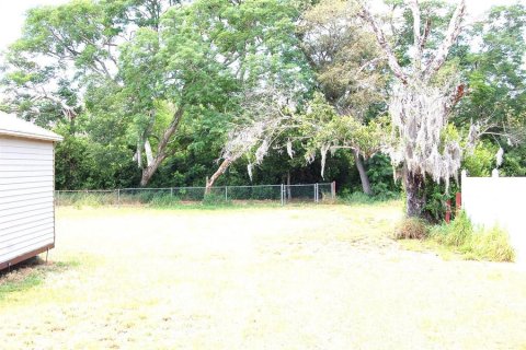 House in Lake Alfred, Florida 3 bedrooms, 160.63 sq.m. № 1679595 - photo 27