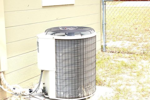 House in Lake Alfred, Florida 3 bedrooms, 160.63 sq.m. № 1679595 - photo 28