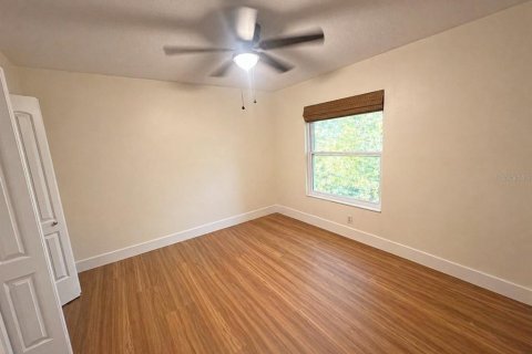 Casa en alquiler en Temple Terrace, Florida, 3 dormitorios, 109.9 m2 № 2094248 - foto 10