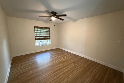 Casa en alquiler en Temple Terrace, Florida, 3 dormitorios, 109.9 m2 № 2094248 - foto 6