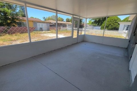 Villa ou maison à louer à Port Richey, Floride: 3 chambres, 128.58 m2 № 2426941 - photo 18