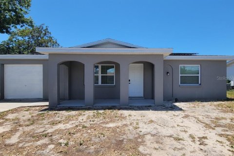Villa ou maison à Port Richey, Floride 3 chambres, 128.58 m2 № 2426941