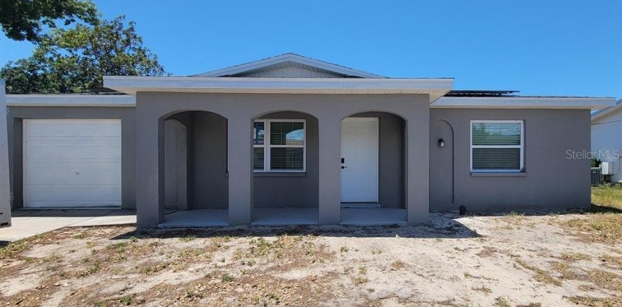 Villa ou maison à Port Richey, Floride 3 chambres, 128.58 m2 № 2426941