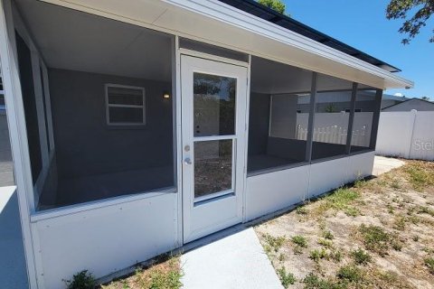 Villa ou maison à louer à Port Richey, Floride: 3 chambres, 128.58 m2 № 2426941 - photo 20