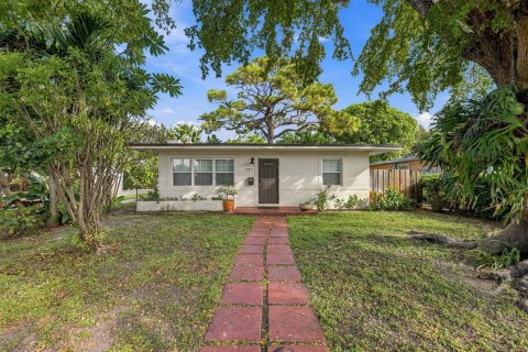 Villa ou maison à Fort Lauderdale, Floride 2 chambres, 63.36 m2 № 2418277