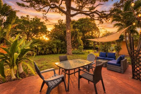 Villa ou maison à vendre à Fort Lauderdale, Floride: 2 chambres, 63.36 m2 № 2418277 - photo 2