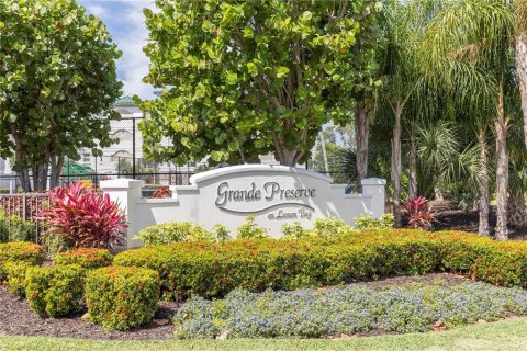 Copropriété à vendre à Englewood, Floride: 3 chambres, 177.72 m2 № 2236331 - photo 2
