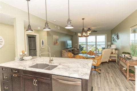 Copropriété à vendre à Englewood, Floride: 3 chambres, 177.72 m2 № 2236331 - photo 9