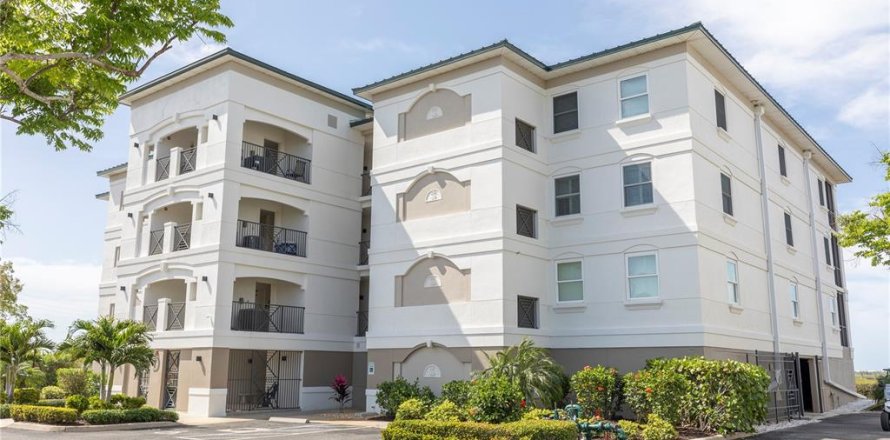 Condo à Englewood, Floride, 3 chambres  № 2236331