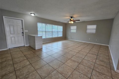 House in Bradenton, Florida 3 bedrooms, 168.15 sq.m. № 1879373 - photo 13