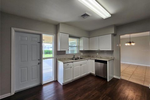 House in Bradenton, Florida 3 bedrooms, 168.15 sq.m. № 1879373 - photo 12