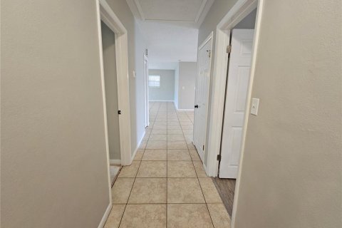 House in Bradenton, Florida 3 bedrooms, 168.15 sq.m. № 1879373 - photo 24
