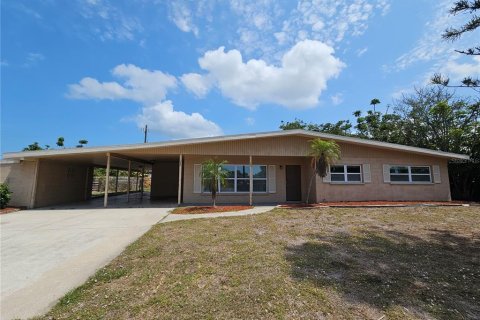 House in Bradenton, Florida 3 bedrooms, 168.15 sq.m. № 1879373 - photo 1
