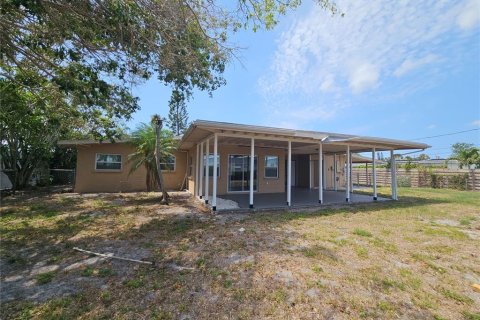 House in Bradenton, Florida 3 bedrooms, 168.15 sq.m. № 1879373 - photo 3