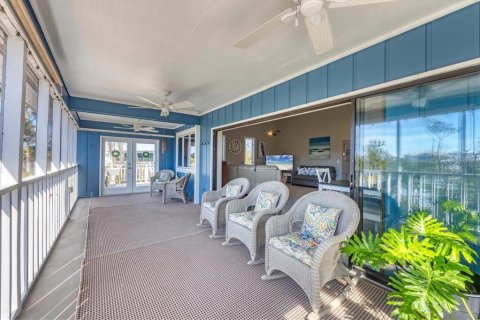 House in Placida, Florida 2 bedrooms, 104.05 sq.m. № 1553505 - photo 7
