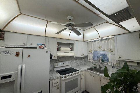 Copropriété à vendre à Sunrise, Floride: 2 chambres, 78.97 m2 № 1981136 - photo 20