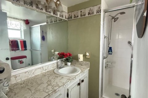 Copropriété à vendre à Sunrise, Floride: 2 chambres, 78.97 m2 № 1981136 - photo 14