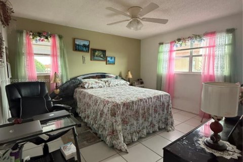 Copropriété à vendre à Sunrise, Floride: 2 chambres, 78.97 m2 № 1981136 - photo 12