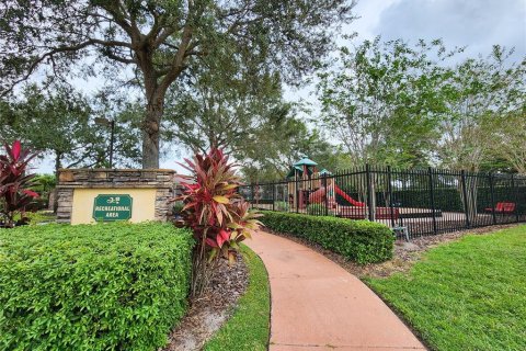 House in Orlando, Florida 5 bedrooms, 253.34 sq.m. № 1766023 - photo 26