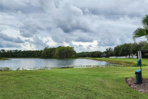 House in Orlando, Florida 5 bedrooms, 253.34 sq.m. № 1766023 - photo 27