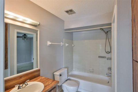 Townhouse in Clearwater, Florida 2 bedrooms, 92.62 sq.m. № 1655185 - photo 19