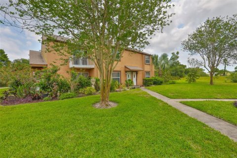 Townhouse in Clearwater, Florida 2 bedrooms, 92.62 sq.m. № 1655185 - photo 5