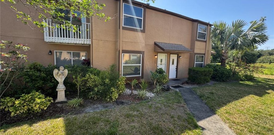 Adosado en Clearwater, Florida 2 dormitorios, 92.62 m2 № 1655185