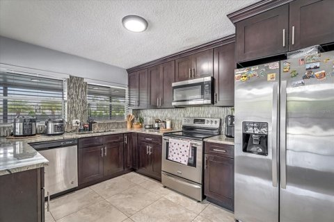 Villa ou maison à vendre à Orange City, Floride: 6 chambres, 321.53 m2 № 1826608 - photo 23