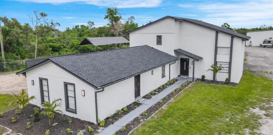 Villa ou maison à Orange City, Floride 6 chambres, 321.53 m2 № 1826608