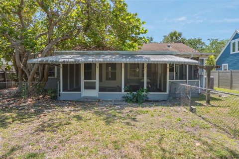 House in Sarasota, Florida 2 bedrooms, 152.73 sq.m. № 1658459 - photo 28