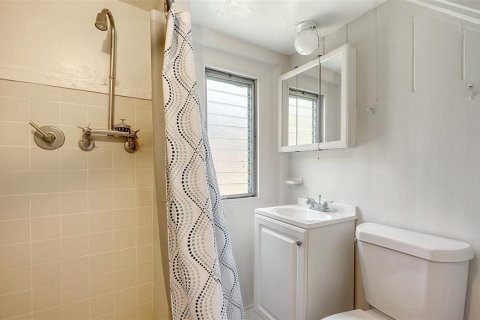 House in Sarasota, Florida 2 bedrooms, 152.73 sq.m. № 1658459 - photo 23