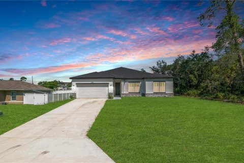 Casa en venta en Ocala, Florida, 4 dormitorios, 194.35 m2 № 1915713 - foto 1