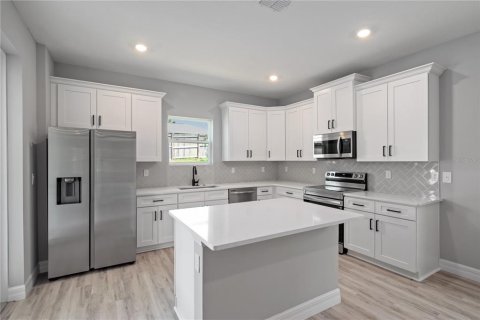 Casa en venta en Ocala, Florida, 4 dormitorios, 194.35 m2 № 1915713 - foto 15