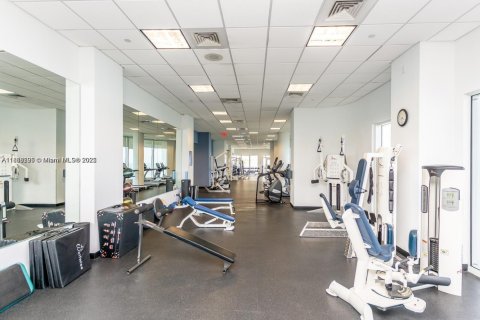 Снять в аренду кондоминиум в Майами-Бич, Флорида 1 спальня, 63.45м2, № 1979425 - фото 28