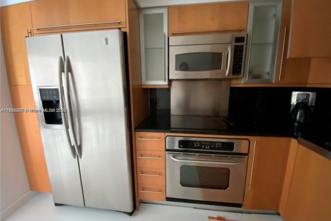 Снять в аренду кондоминиум в Майами-Бич, Флорида 1 спальня, 63.45м2, № 1979425 - фото 8