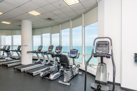 Снять в аренду кондоминиум в Майами-Бич, Флорида 1 спальня, 63.45м2, № 1979425 - фото 29