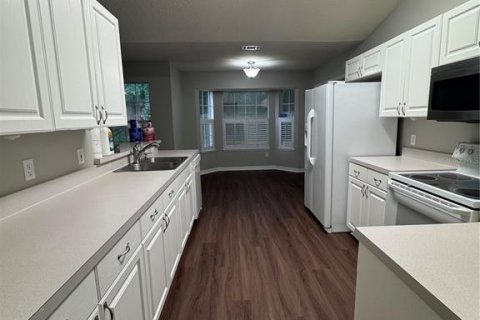 House in Gainesville, Florida 3 bedrooms, 146.04 sq.m. № 1765250 - photo 7