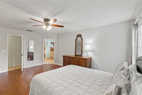 Casa en venta en Orlando, Florida, 3 dormitorios, 199 m2 № 1898517 - foto 18