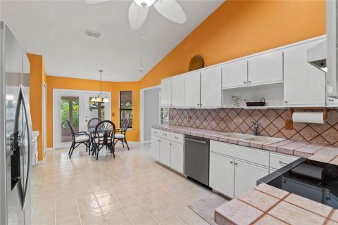 Casa en venta en Orlando, Florida, 3 dormitorios, 199 m2 № 1898517 - foto 16