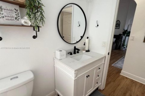 House in Homestead, Florida 3 bedrooms, 148.83 sq.m. № 1739739 - photo 26