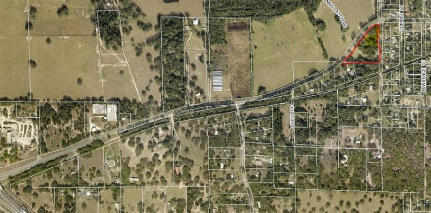 Terreno en Sorrento, Florida № 1511823