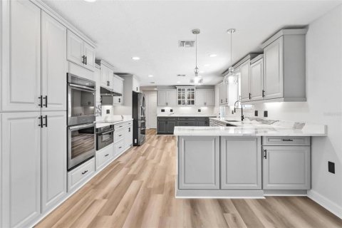 Casa en venta en Weirsdale, Florida, 4 dormitorios, 217.21 m2 № 1901285 - foto 18